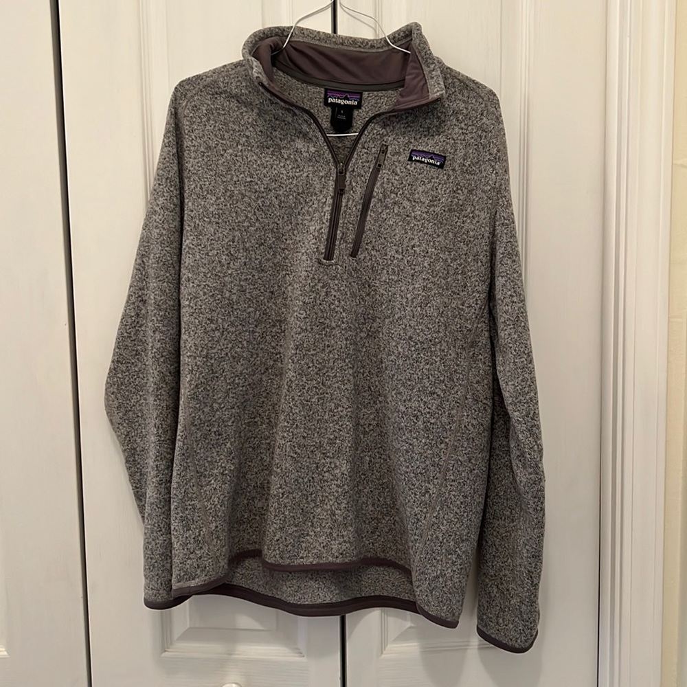 Large mens Patagonia pull over